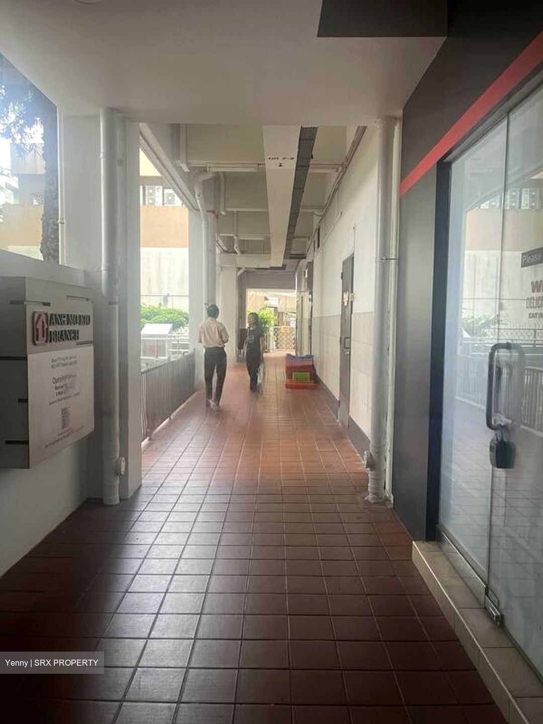 Ang Mo Kio Avenue 6 (D20), Retail #477207411